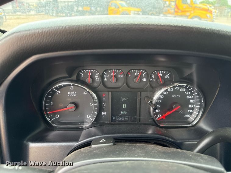 image for item EJ4550 2015 Chevrolet Silverado 3500HD utility bed pickup truck