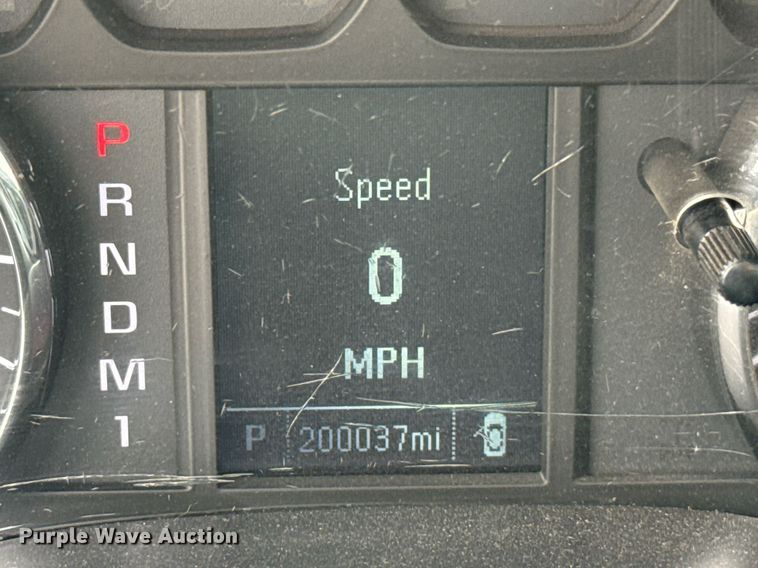 image for item EJ4550 2015 Chevrolet Silverado 3500HD utility bed pickup truck