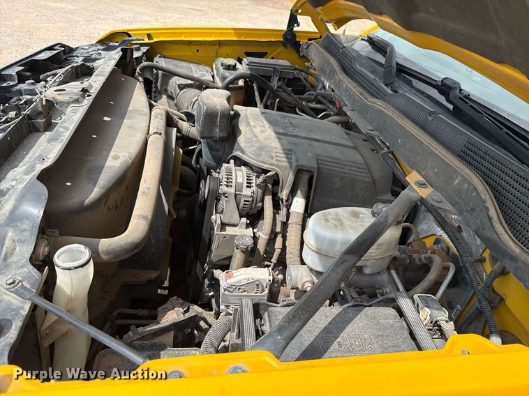 image for item EJ4550 2015 Chevrolet Silverado 3500HD utility bed pickup truck