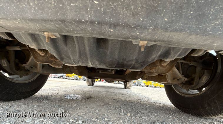 image for item EJ4550 2015 Chevrolet Silverado 3500HD utility bed pickup truck