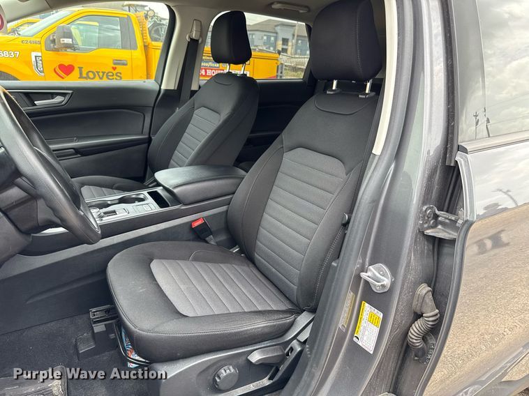 image for item EJ4551 2021 Ford Edge SUV