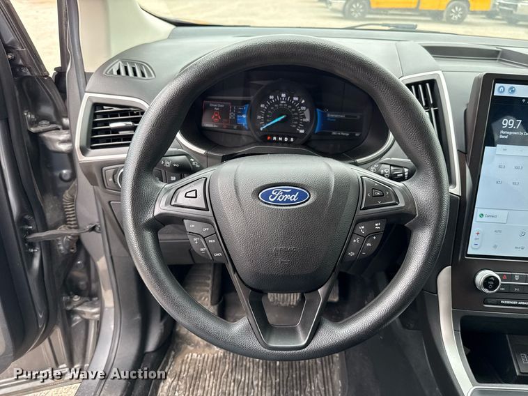 image for item EJ4551 2021 Ford Edge SUV