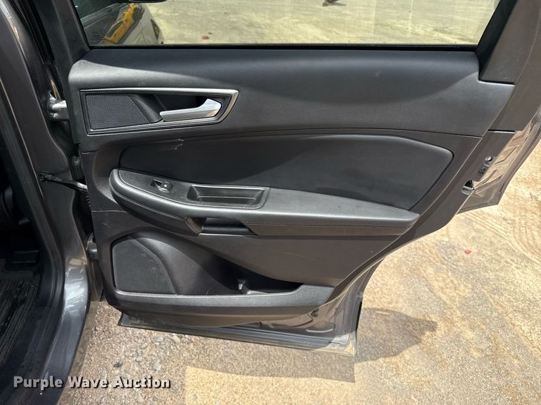 image for item EJ4551 2021 Ford Edge SUV