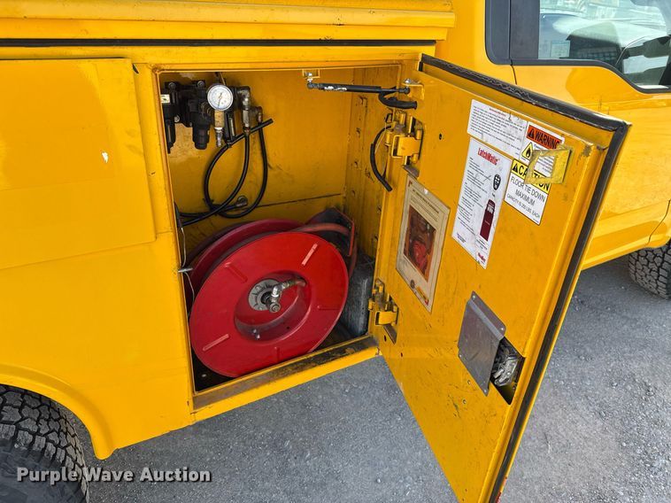 image for item EJ4552 2018 Ford F350 Super Duty XL utility bed pickup truck