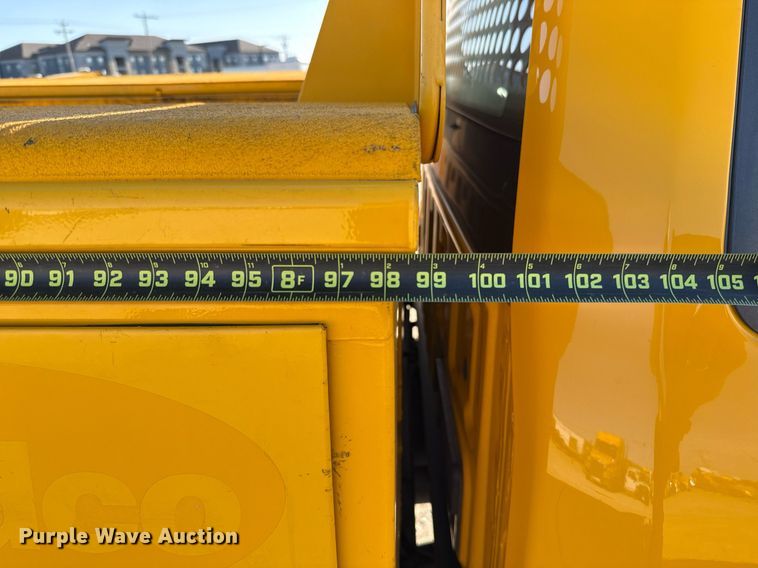 image for item EJ4552 2018 Ford F350 Super Duty XL utility bed pickup truck