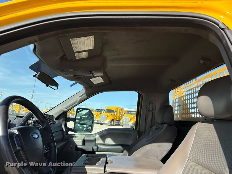 image for item EJ4552 2018 Ford F350 Super Duty XL utility bed pickup truck