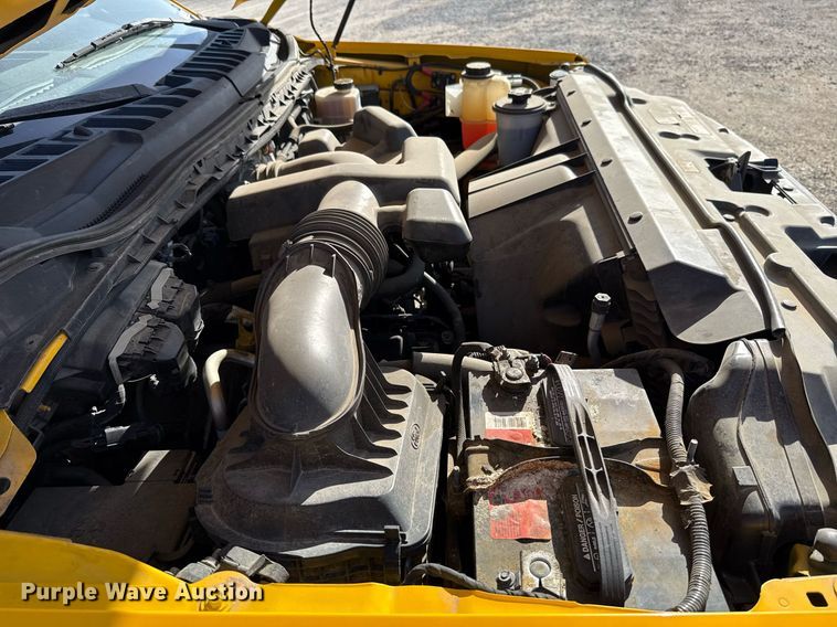 image for item EJ4552 2018 Ford F350 Super Duty XL utility bed pickup truck