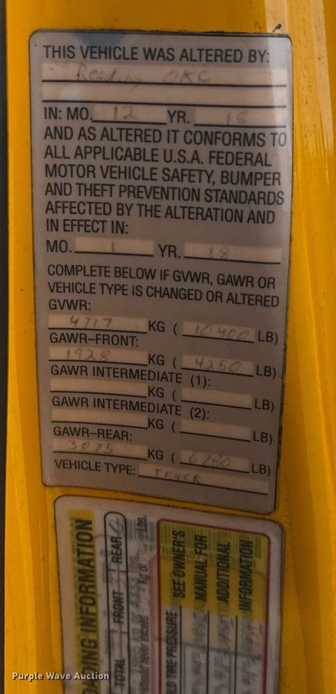 image for item EJ4552 2018 Ford F350 Super Duty XL utility bed pickup truck