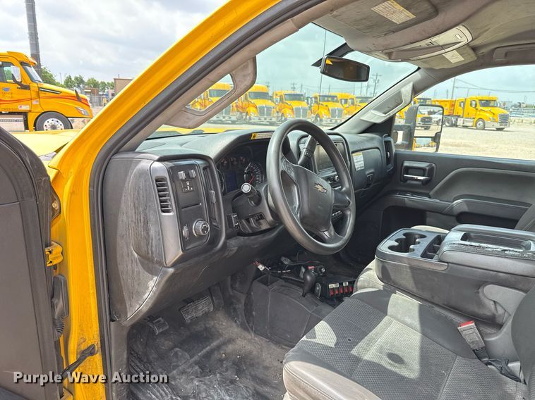 image for item EJ4553 2017 Chevrolet Silverado 3500HD utility bed pickup truck