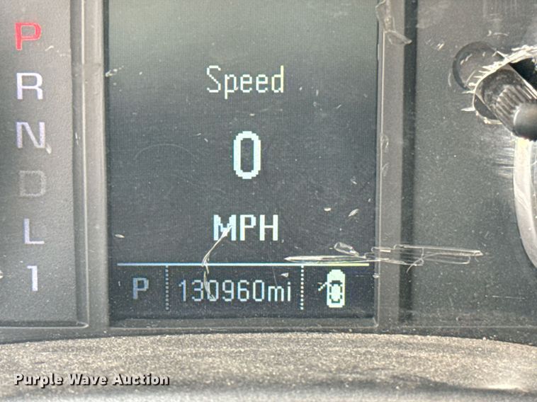 image for item EJ4553 2017 Chevrolet Silverado 3500HD utility bed pickup truck