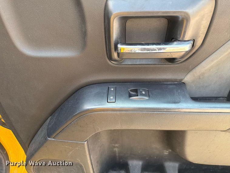 image for item EJ4553 2017 Chevrolet Silverado 3500HD utility bed pickup truck