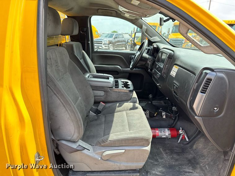 image for item EJ4553 2017 Chevrolet Silverado 3500HD utility bed pickup truck