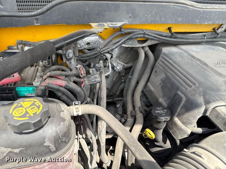 image for item EJ4553 2017 Chevrolet Silverado 3500HD utility bed pickup truck