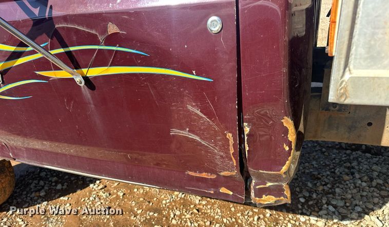 image for item EJ8678 1988 Ford F450 Super Duty rollback truck