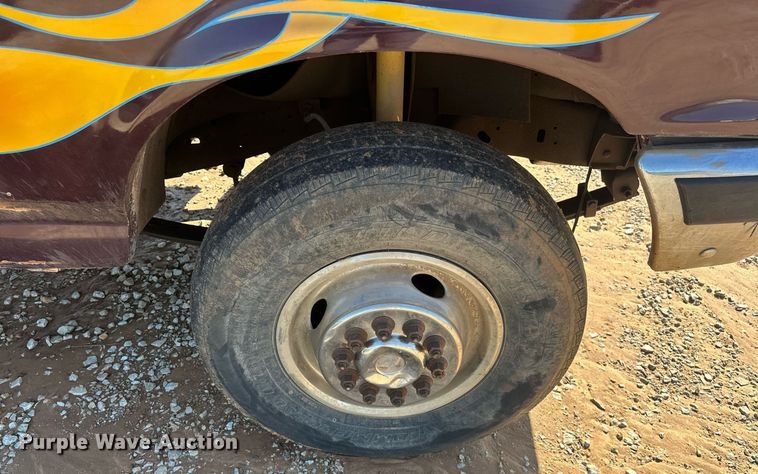 image for item EJ8678 1988 Ford F450 Super Duty rollback truck