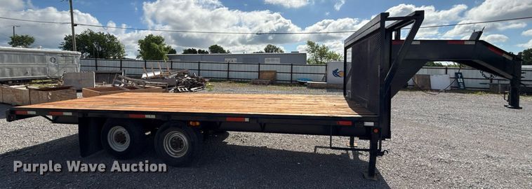 image for item EJ8767 2012 Texas Pride Trailers FT820514KGB flatbed trailer