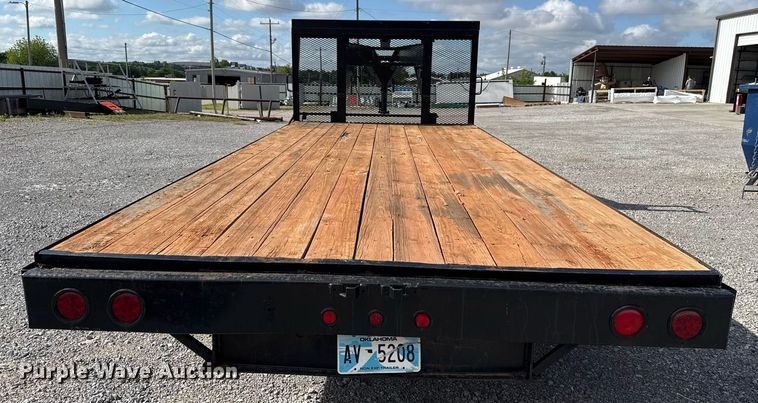 image for item EJ8767 2012 Texas Pride Trailers FT820514KGB flatbed trailer