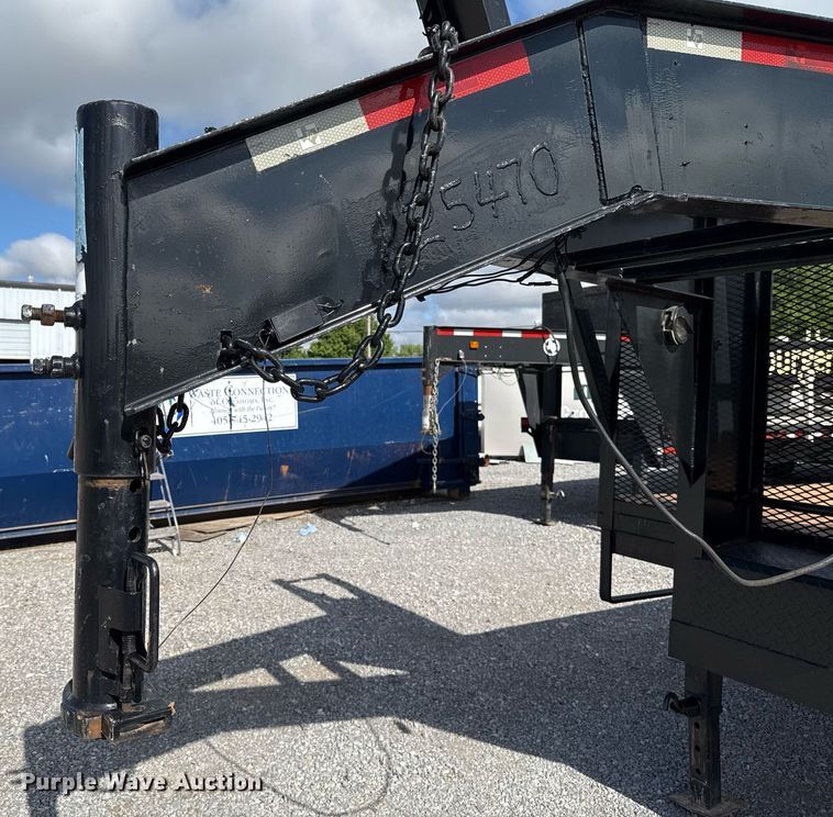 image for item EJ8767 2012 Texas Pride Trailers FT820514KGB flatbed trailer