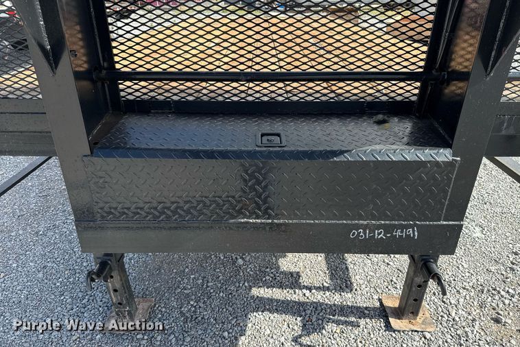 image for item EJ8767 2012 Texas Pride Trailers FT820514KGB flatbed trailer