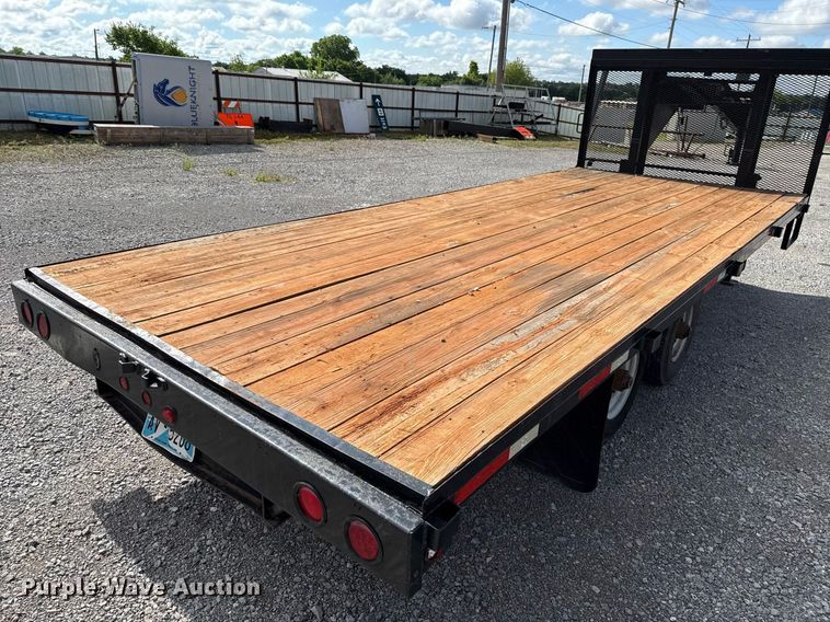 image for item EJ8767 2012 Texas Pride Trailers FT820514KGB flatbed trailer