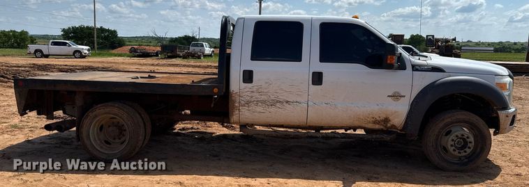 image for item EJ8774 2014 Ford F550 Crew Cab flatbed truck