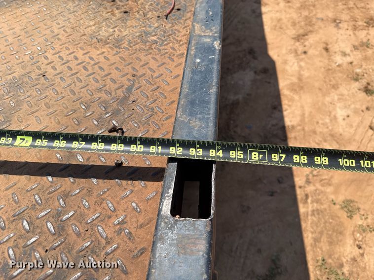 image for item EJ8774 2014 Ford F550 Crew Cab flatbed truck