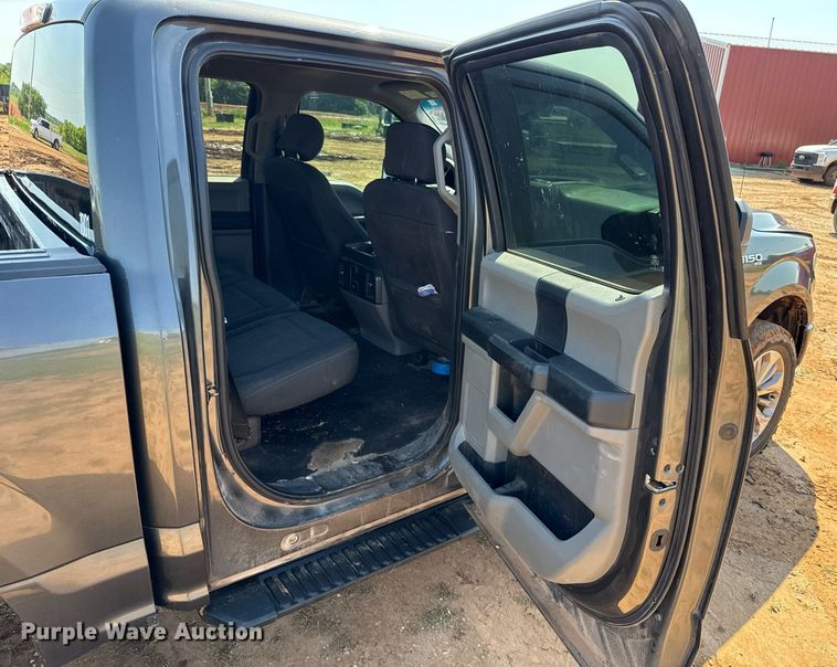 image for item EJ8776 2018 Ford F150 SuperCrew pickup truck