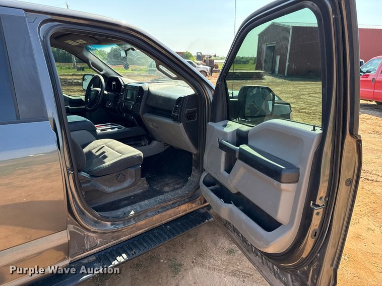 image for item EJ8776 2018 Ford F150 SuperCrew pickup truck