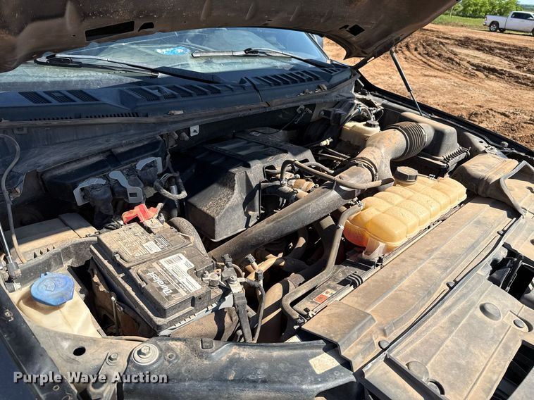 image for item EJ8776 2018 Ford F150 SuperCrew pickup truck