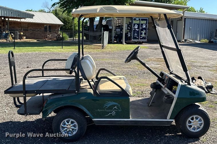 image for item EJ8782 2003 Club Car DS golf cart