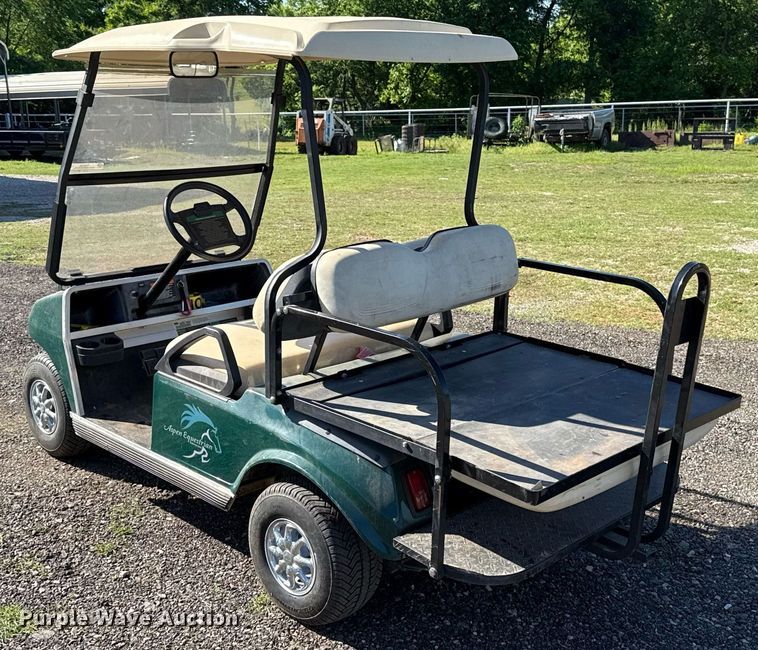 image for item EJ8782 2003 Club Car DS golf cart