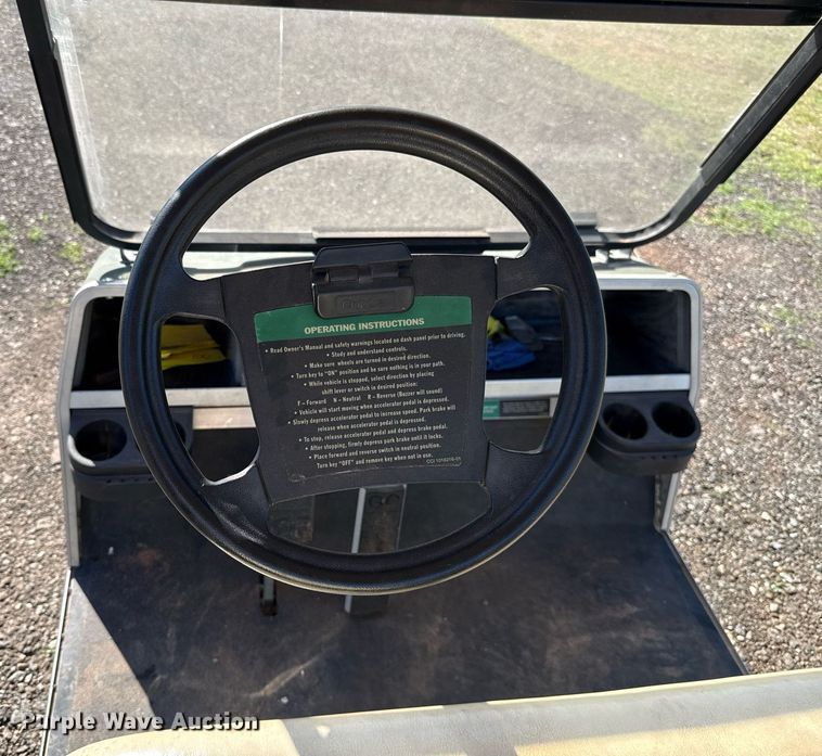 image for item EJ8782 2003 Club Car DS golf cart