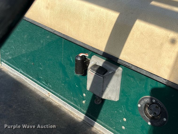 image for item EJ8782 2003 Club Car DS golf cart