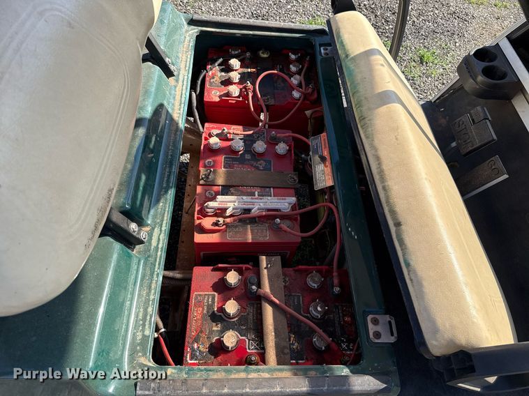 image for item EJ8782 2003 Club Car DS golf cart