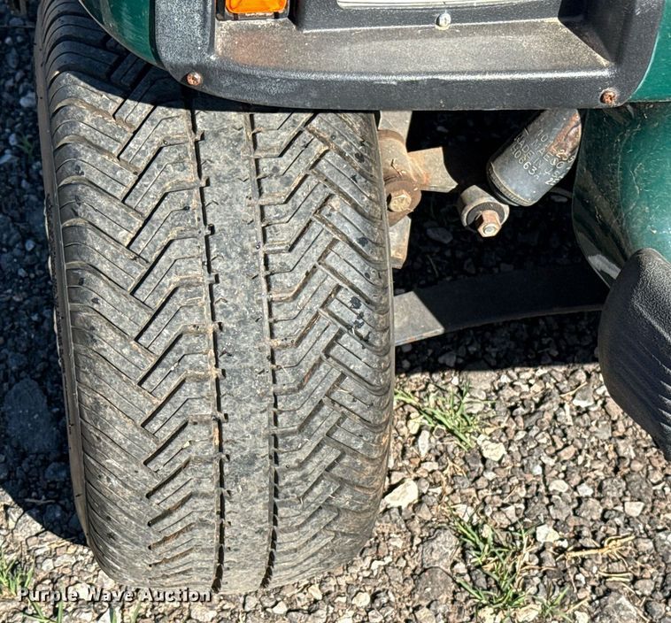 image for item EJ8782 2003 Club Car DS golf cart