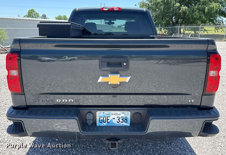 image for item EJ8784 2018 Chevrolet Silverado 1500 Double Cab pickup truck