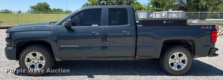 image for item EJ8784 2018 Chevrolet Silverado 1500 Double Cab pickup truck