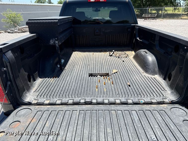 image for item EJ8784 2018 Chevrolet Silverado 1500 Double Cab pickup truck