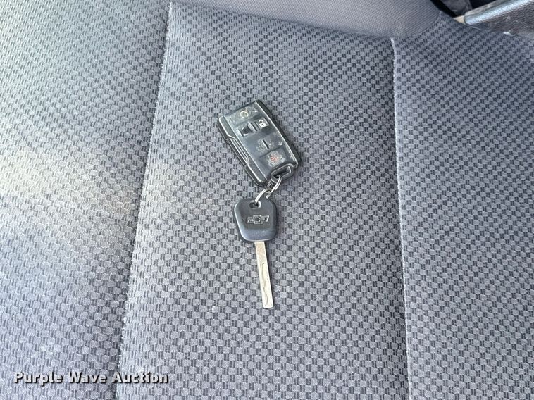 image for item EJ8784 2018 Chevrolet Silverado 1500 Double Cab pickup truck