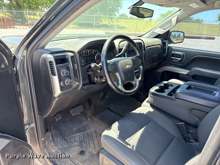 image for item EJ8784 2018 Chevrolet Silverado 1500 Double Cab pickup truck