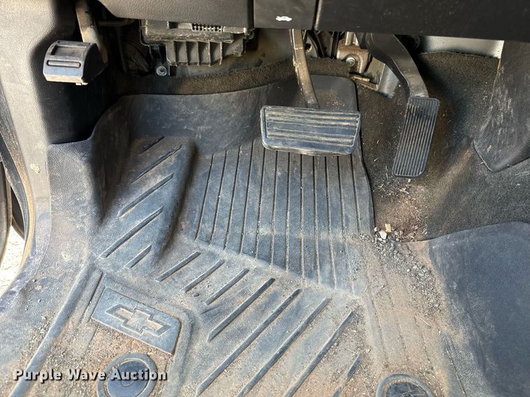 image for item EJ8784 2018 Chevrolet Silverado 1500 Double Cab pickup truck