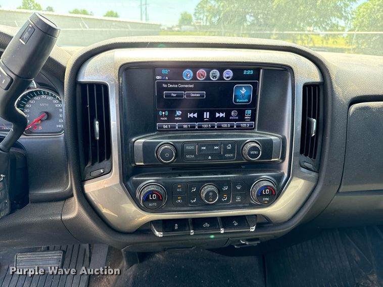 image for item EJ8784 2018 Chevrolet Silverado 1500 Double Cab pickup truck