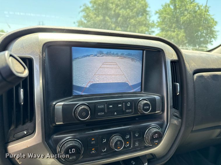 image for item EJ8784 2018 Chevrolet Silverado 1500 Double Cab pickup truck