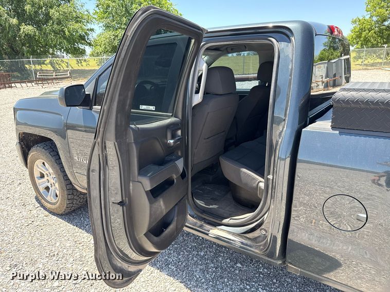 image for item EJ8784 2018 Chevrolet Silverado 1500 Double Cab pickup truck