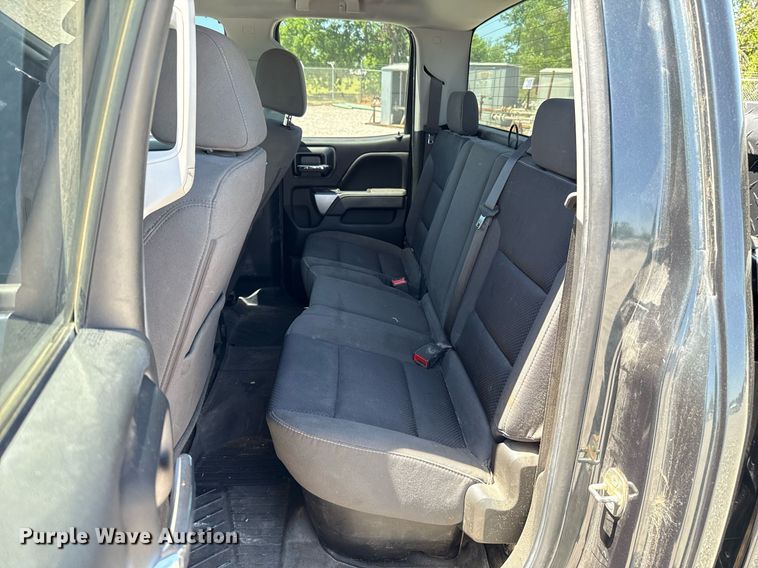 image for item EJ8784 2018 Chevrolet Silverado 1500 Double Cab pickup truck