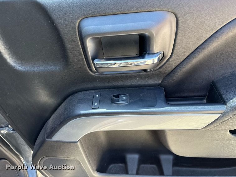 image for item EJ8784 2018 Chevrolet Silverado 1500 Double Cab pickup truck