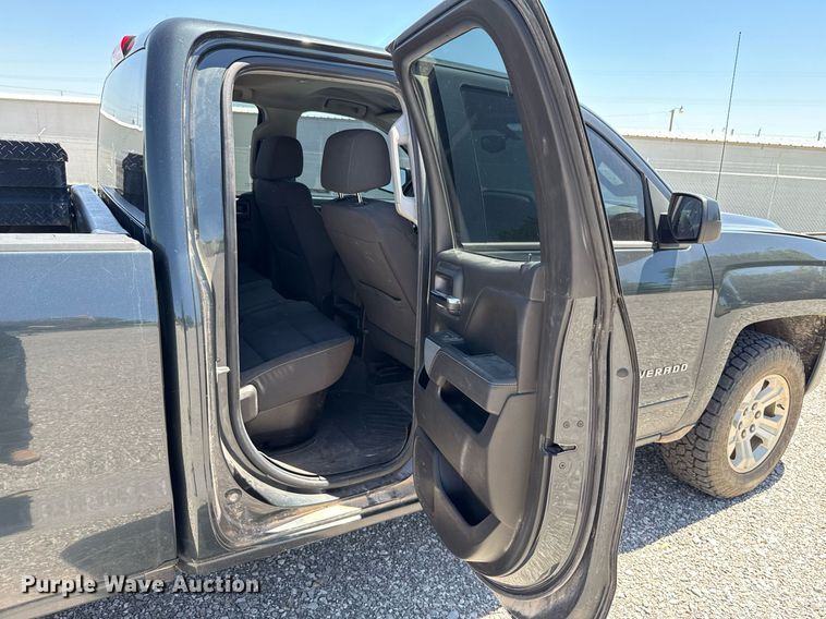 image for item EJ8784 2018 Chevrolet Silverado 1500 Double Cab pickup truck