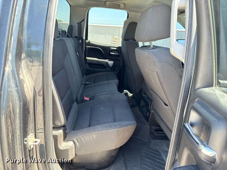 image for item EJ8784 2018 Chevrolet Silverado 1500 Double Cab pickup truck