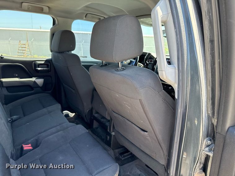 image for item EJ8784 2018 Chevrolet Silverado 1500 Double Cab pickup truck