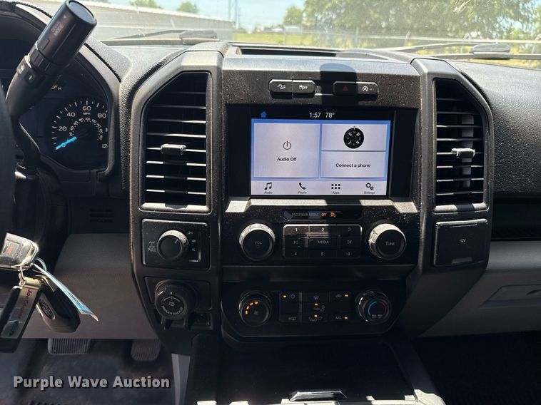 image for item EJ8785 2019 Ford F150 SuperCab pickup truck